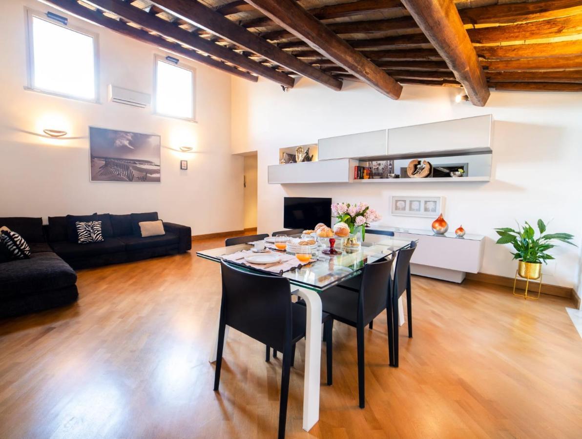 Experience Apartment Rom